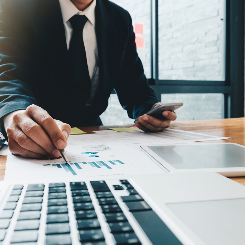 Cash flow, czyli przepływy pieniężne w wynajmie biur